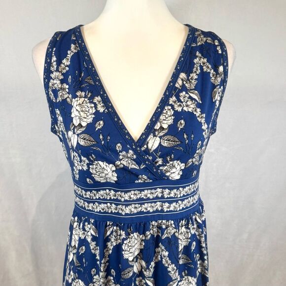 Max Studio blue and white boho floral print midi dress size small - Picture 2 of 6